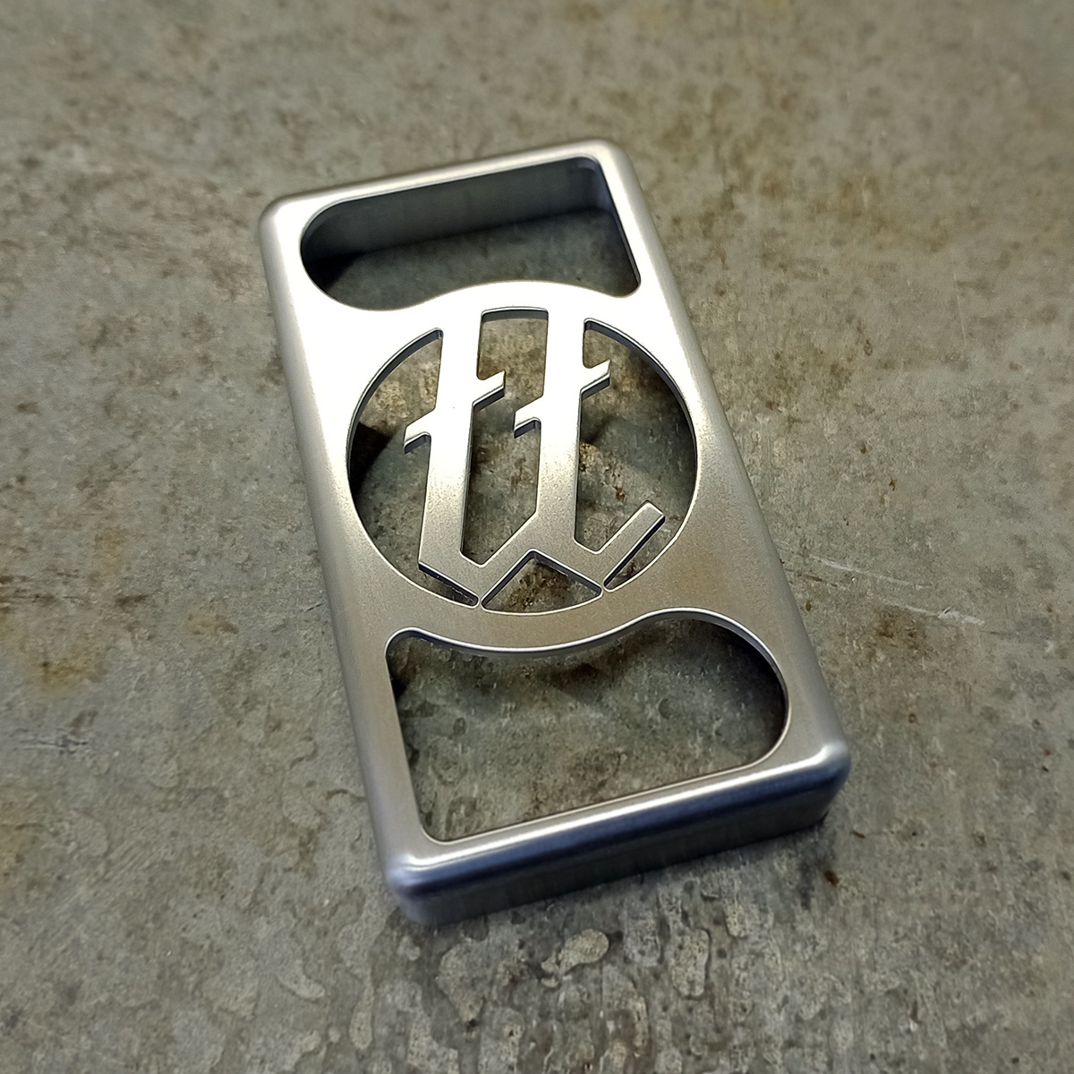 Billet aluminium pick-up cover